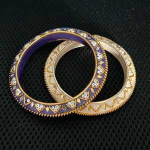 India White Beads & Mirror Chips Encrusted 2 3/4"d x 1/2" Bangle Bracelet set